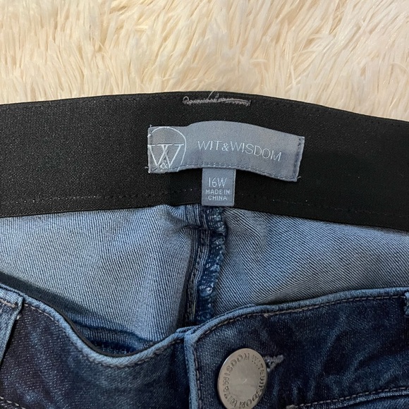 Wit & Wisdom Sophie 'Ab'Solution Stretch Ankle
Skinny Jeans - Picture 9 of 11